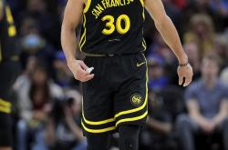 AYX-关于库里在湖人比赛中晋级下一阶段，比赛规则变更引发热议！赛场气氛高涨的信息